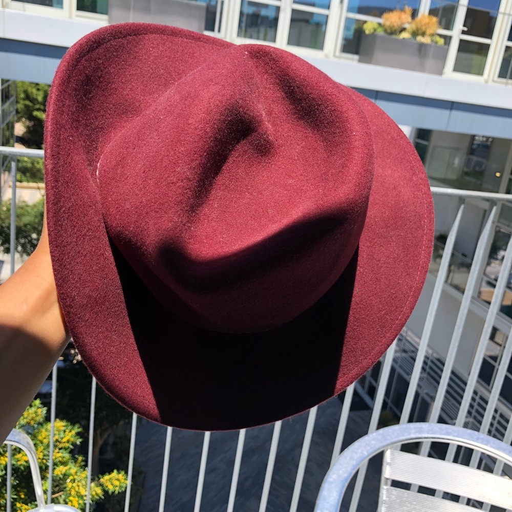 Floppy hat